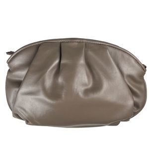 Vintage Clamshell Leather Clutch Handbag Gold-Tone Hardware, Beige